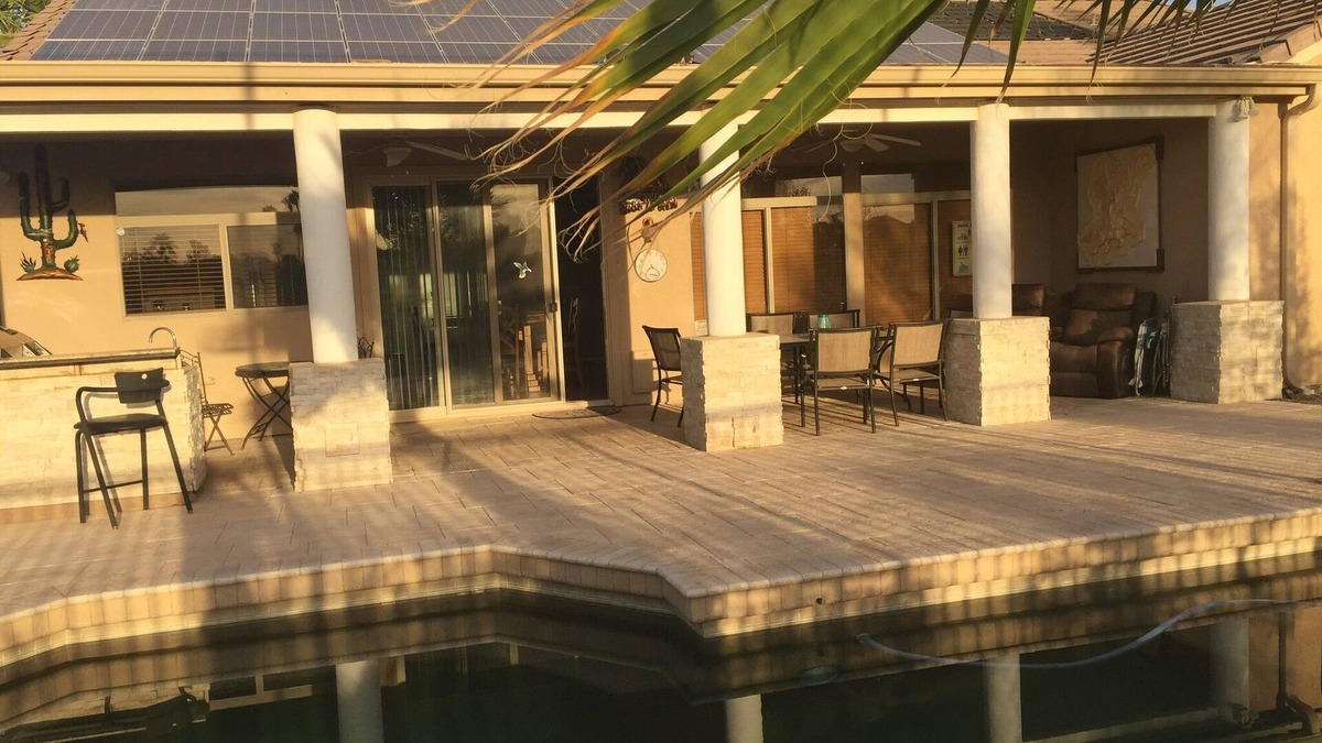Western Skies House | BACKS TO GOLF COURSE & FANTASTIC SUNSETS.