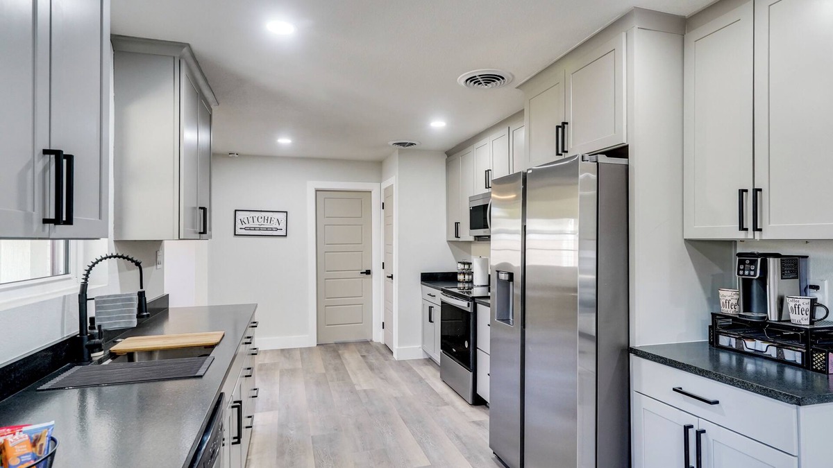 Midland Cottage | Backyard & Game Room! Home in Heart of Midland