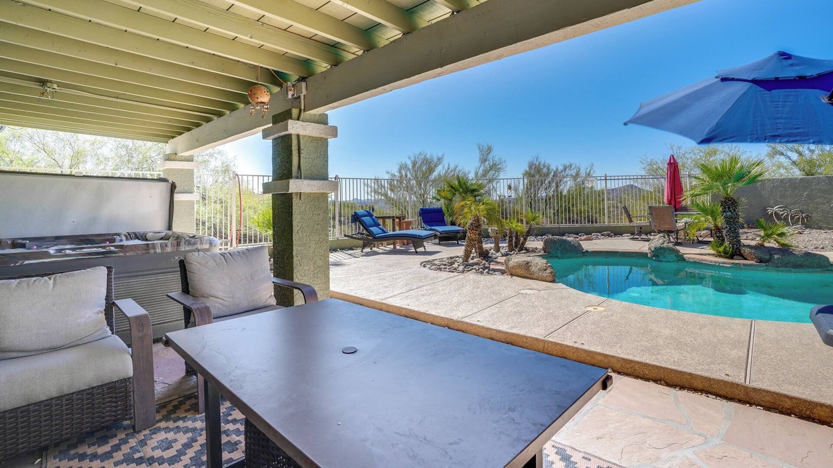 Wickenburg House | Backyard Oasis & Hot Tub: Mtn-View Wickenburg Home