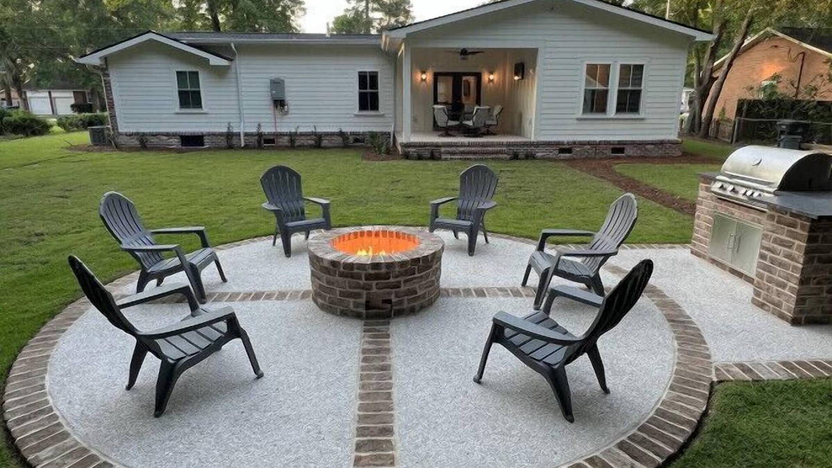 West Ashley House | Backyard Oasis with Fire Pit