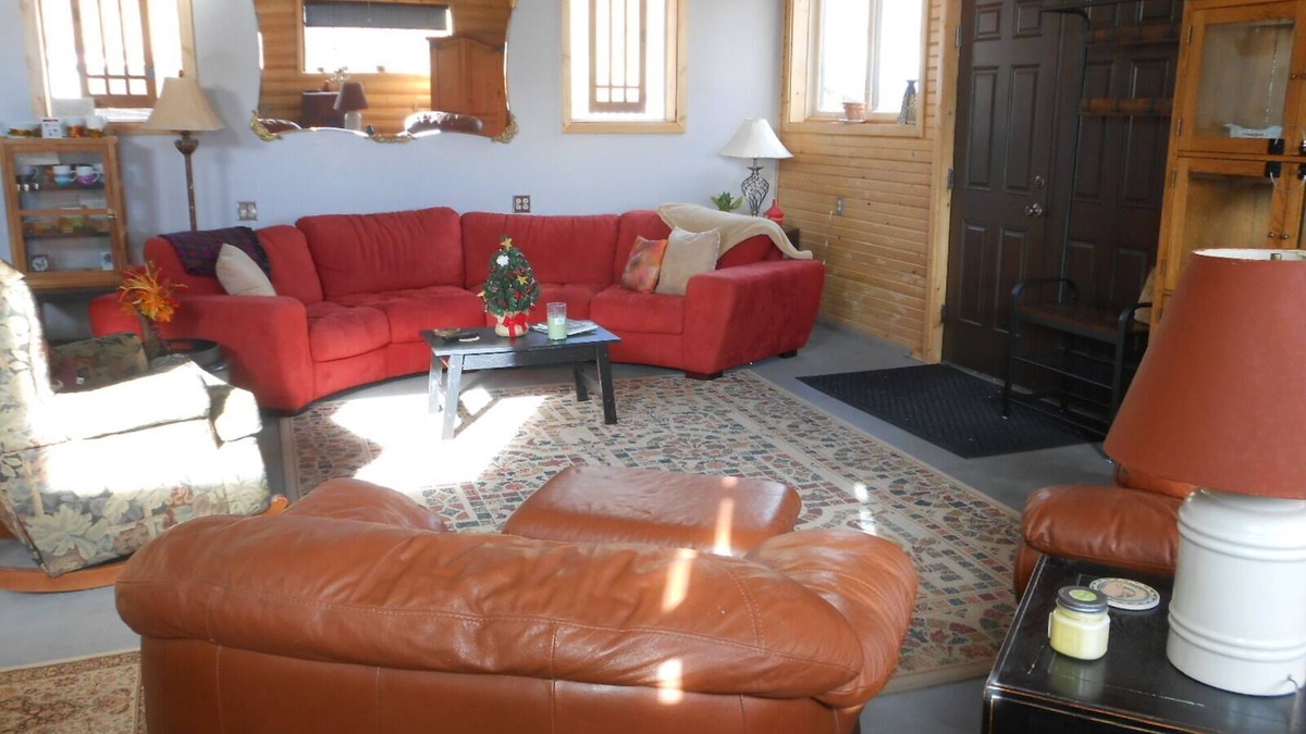 Gardner House | Badito Guesthouse - Hiking out the door Nearby lakes Golf & Fishing Mtn Views