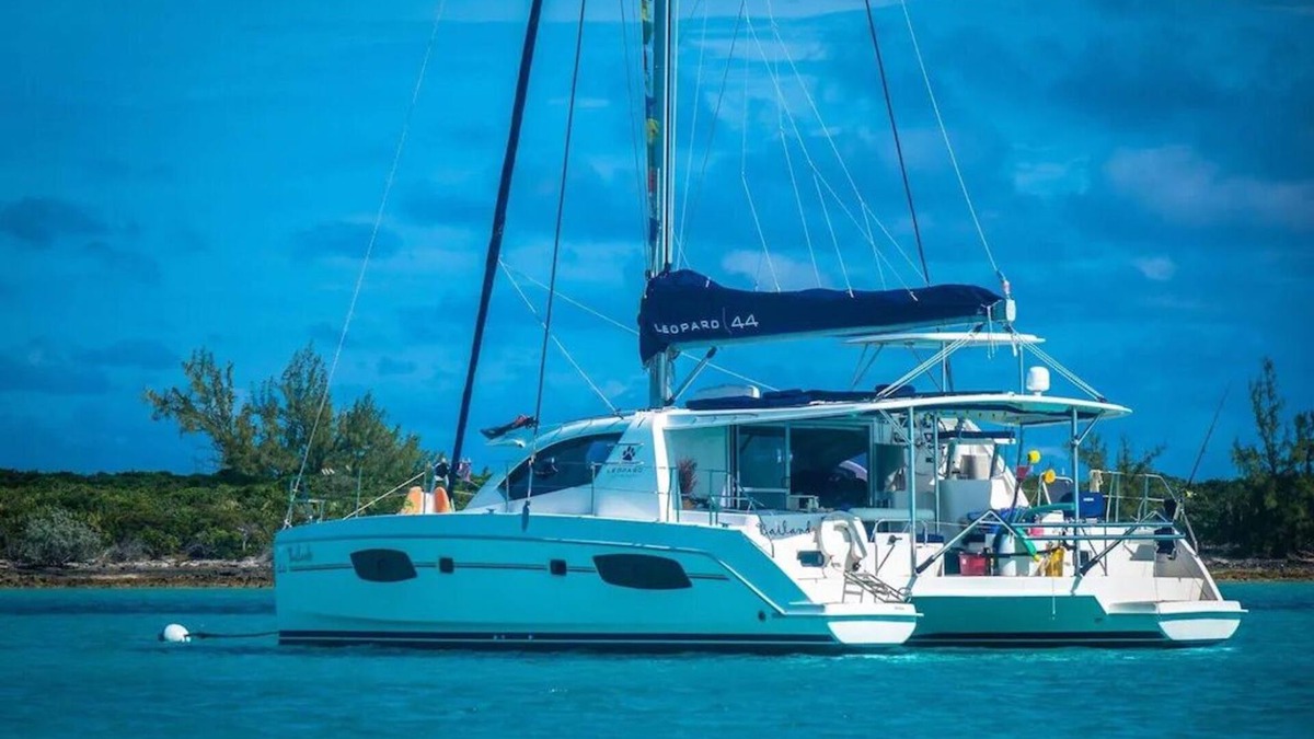 Exuma Boat Rental | Bahamas Luxury Sailing Catamaran, Nassau to Exumas