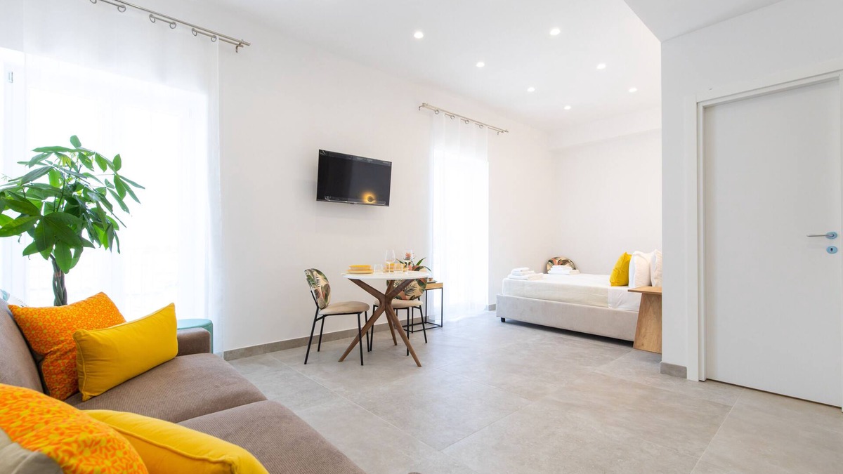 Bacoli Apartment | Baia Flegrea Meublè - Junior Suite sea view