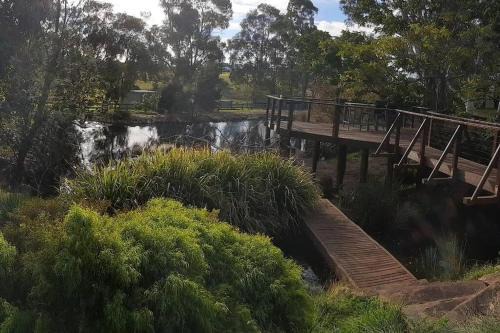 Lucknow Apartment | Bairnsdale - Granite Creek Stays