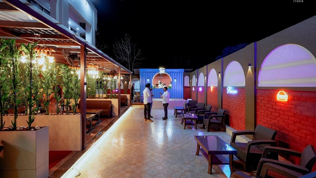 Jagdalpur Hotel | Bajaj's Karwan Inn