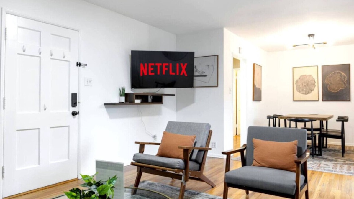 Reseda House | Balcom Breeze Escape