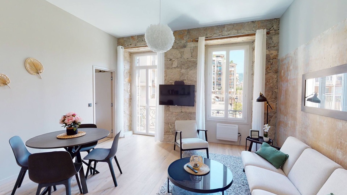 Quartier du Port Apartment | Balcon Barla