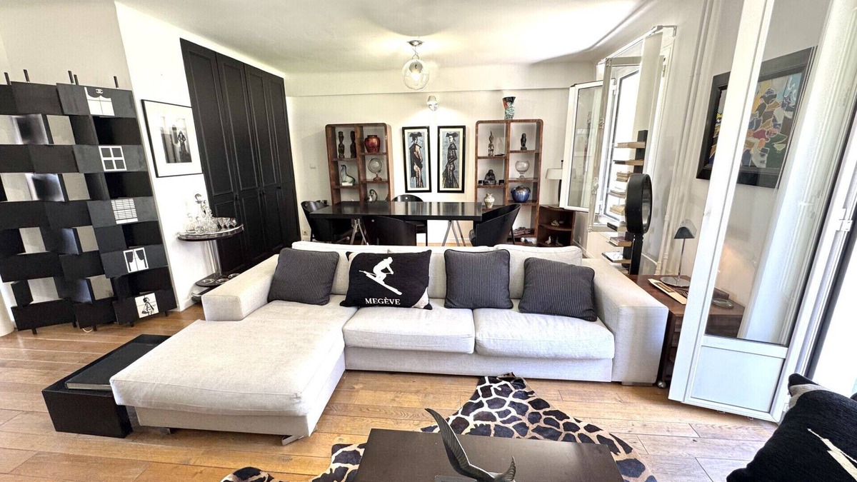 Old Town Apartment | Balcon des serruriers