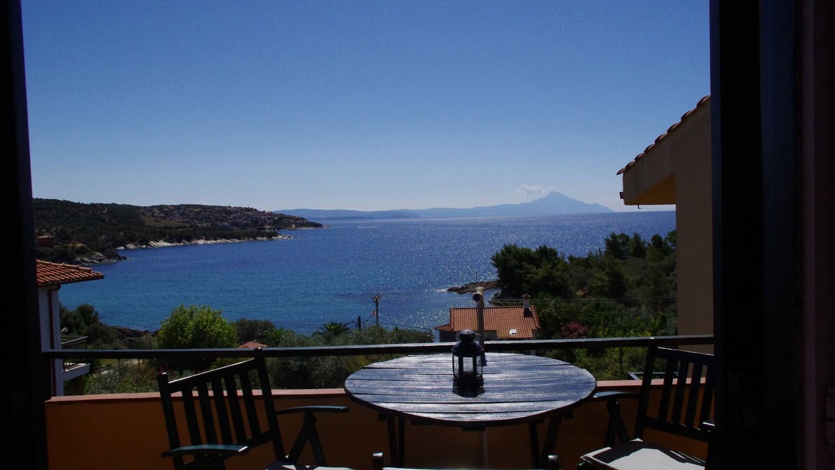 Sithonia Condo | Balcony and garden right on the sea far from mass tourism