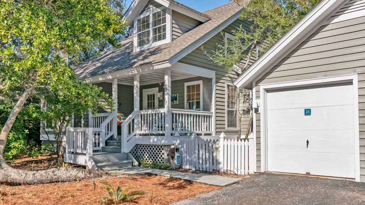 Bald Head Island House | Bald Head Island Family Retreat with private pool, BHI & Shoals!