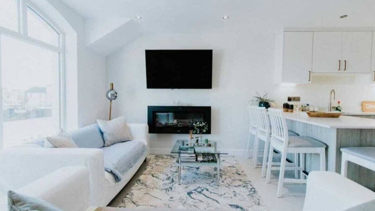 Ballycastle Apartment | Ballycastle Beach Residence 3-Bed House + Parking