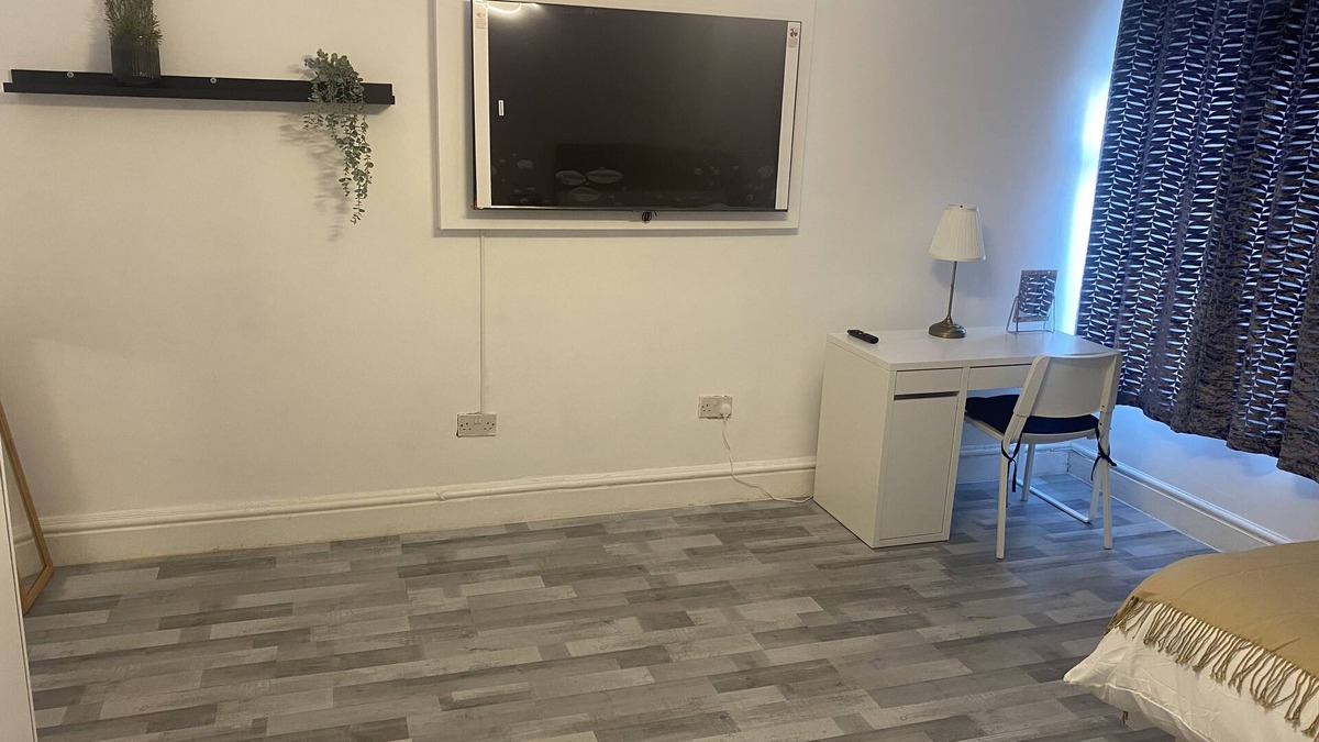 Manchester Apartment | Balmy’s Place