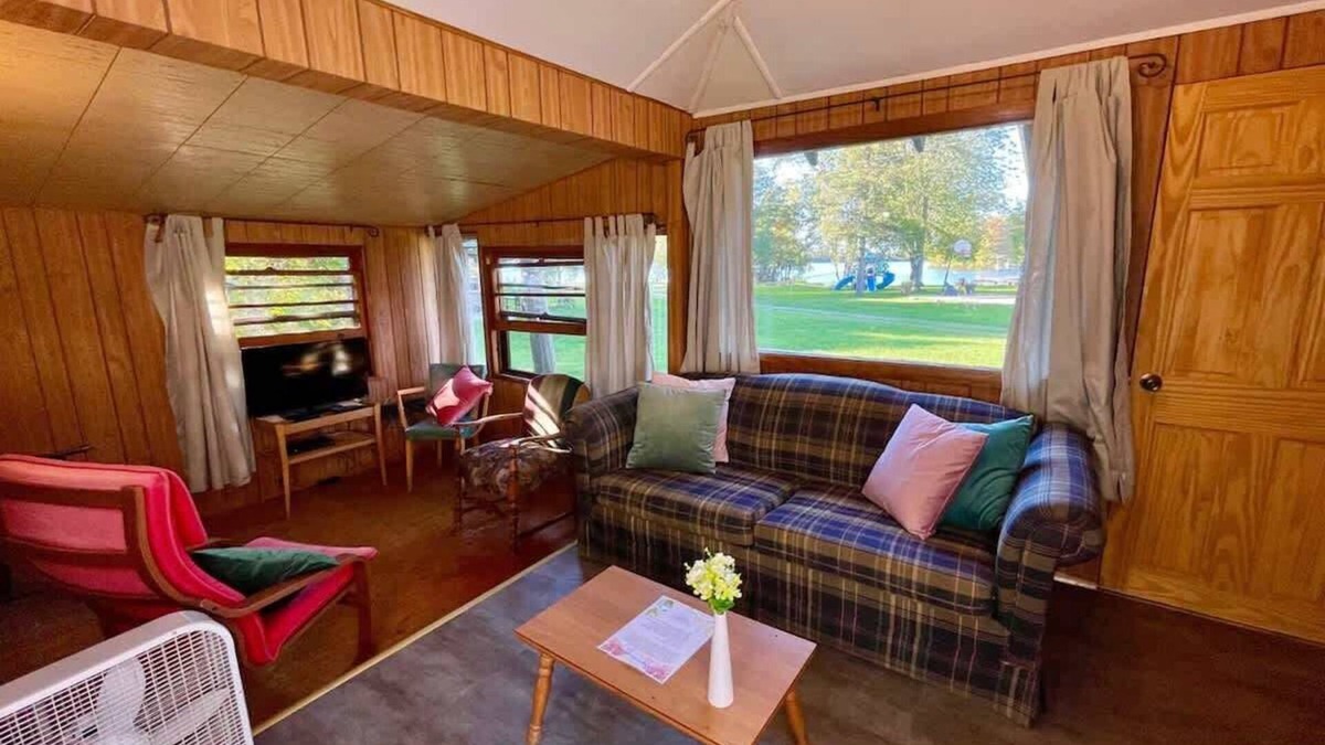 Rosedale House | Balsam Lake - 3-Bedroom Cottage #4