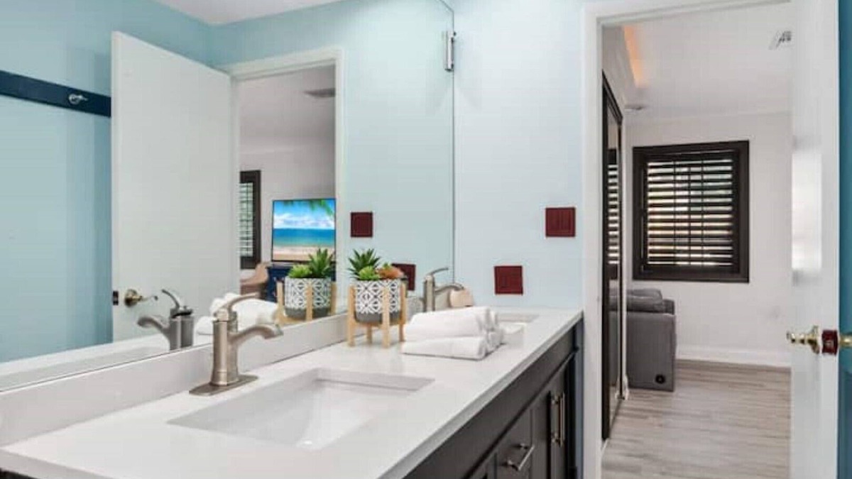 East Naples House | Bamboo Oasis B - 5 miles to Beach & Downtown