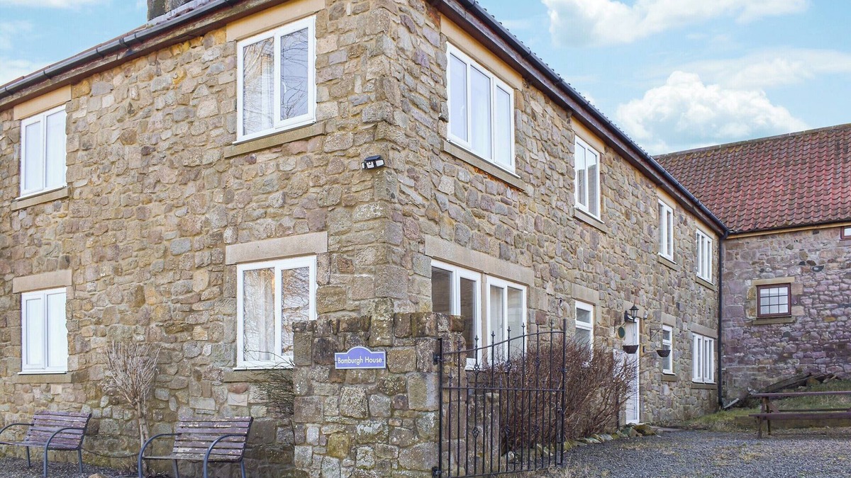 Adderstone Cottage | Bamburgh House - UK46435