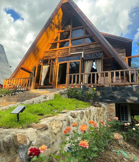 Pangmapha House | Ban Kaew Mo Ra Glamping & Restaurant