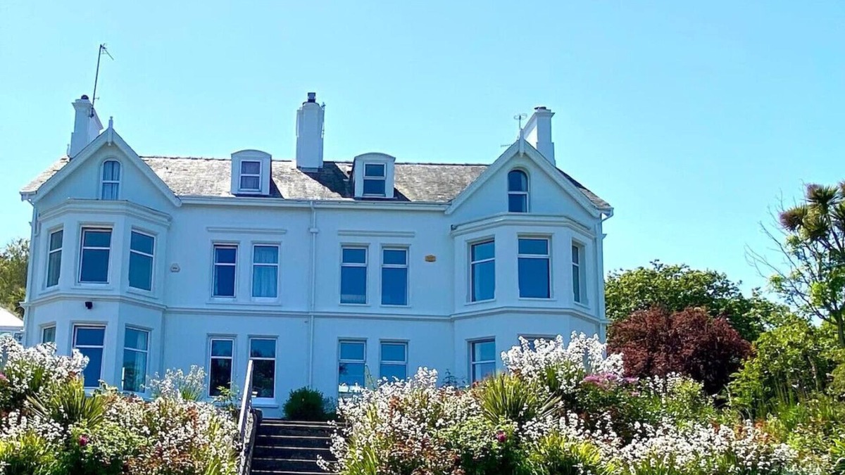 Bangor Apartment | Bangor - Stunning View Across Belfast Lough