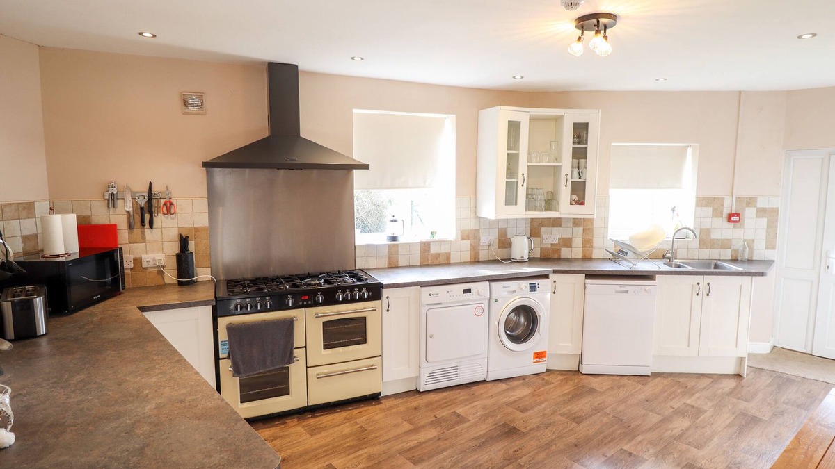 Mablethorpe and Sutton Cottage | Bank House