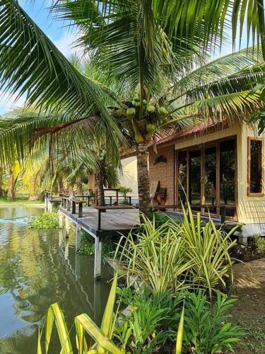 Khanu Woralaksaburi House | Bansuankeptawan farmstay