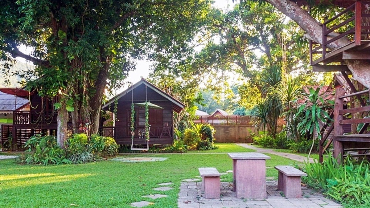 Mae Hong Son Hotel | Banviewnam Camping & Resort