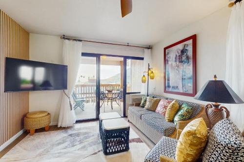 Nawiliwili Apartment | Banyan Harbor I-101