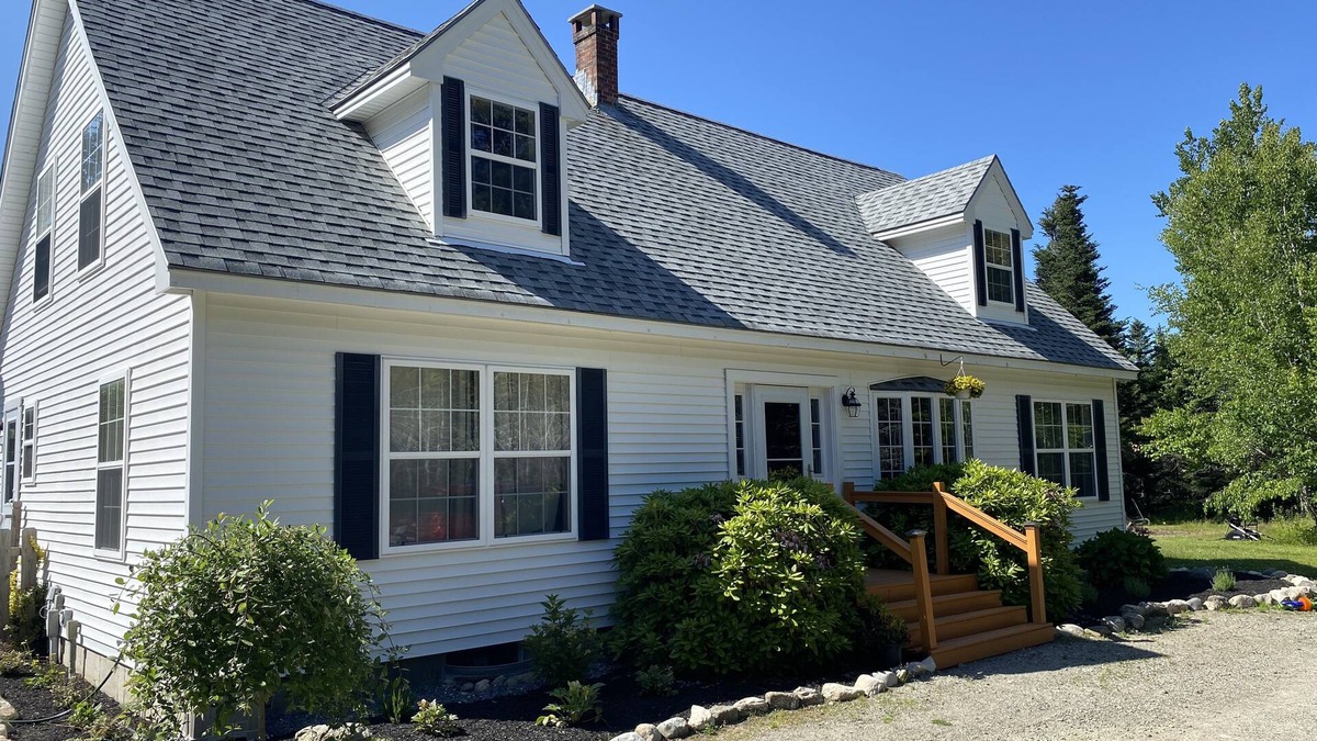 Town Hill House | Bar Harbor 5 bedroom 3 bath with hot tub and large backyard