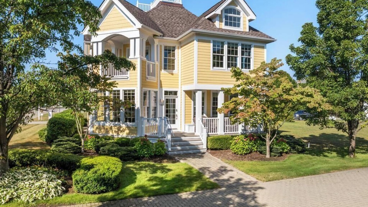 Bay Harbor House | Barefoot Luxury 24