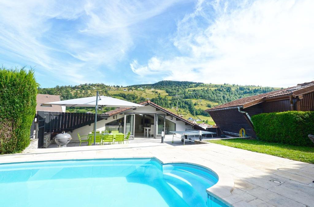 La Bresse House | Bargkass - Vue montagne et piscine