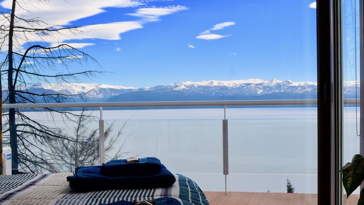 Belgrano Apartment | Bariloche. Wonderful 3 Bedrooms 2 Baths Apartment , Panoramic Views, Downtown