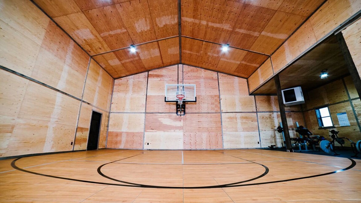 Dingle Other | Barndominium with New indoor Gym located 8 miles from North shore of Bear Lake.
