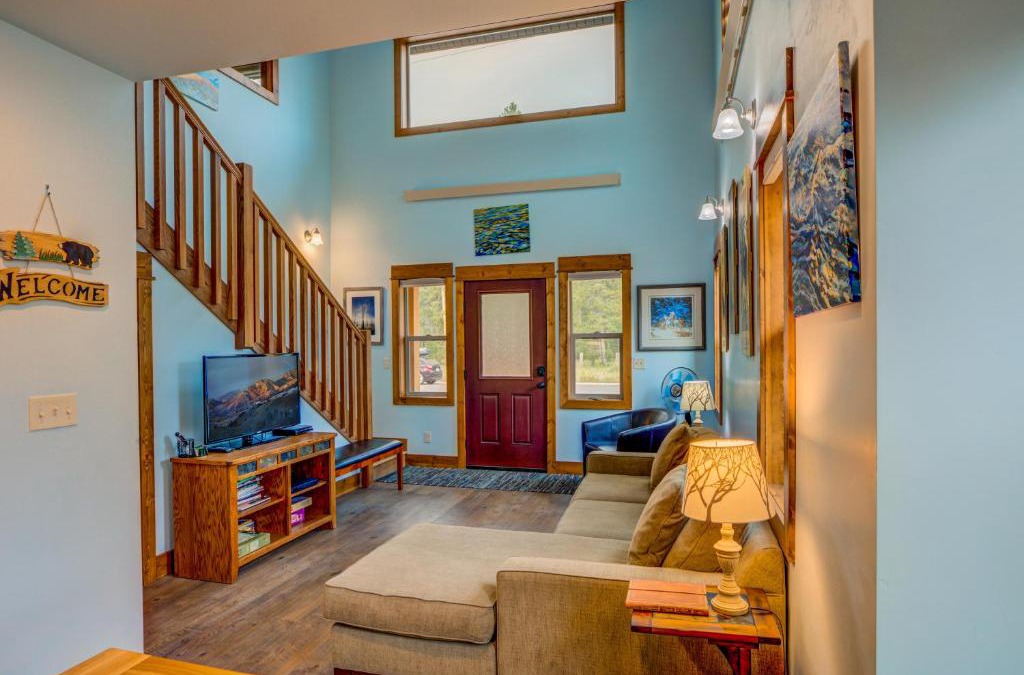 West Yellowstone House | Barnes on Boundary Unit A