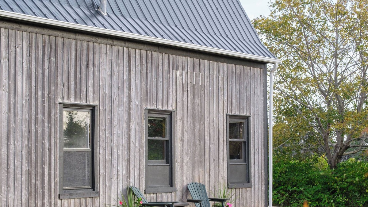 Lot 46 Cottage | Barnhouse in Baltic – 4-Bedroom Seaside Escape Near PEI’s Best Beaches