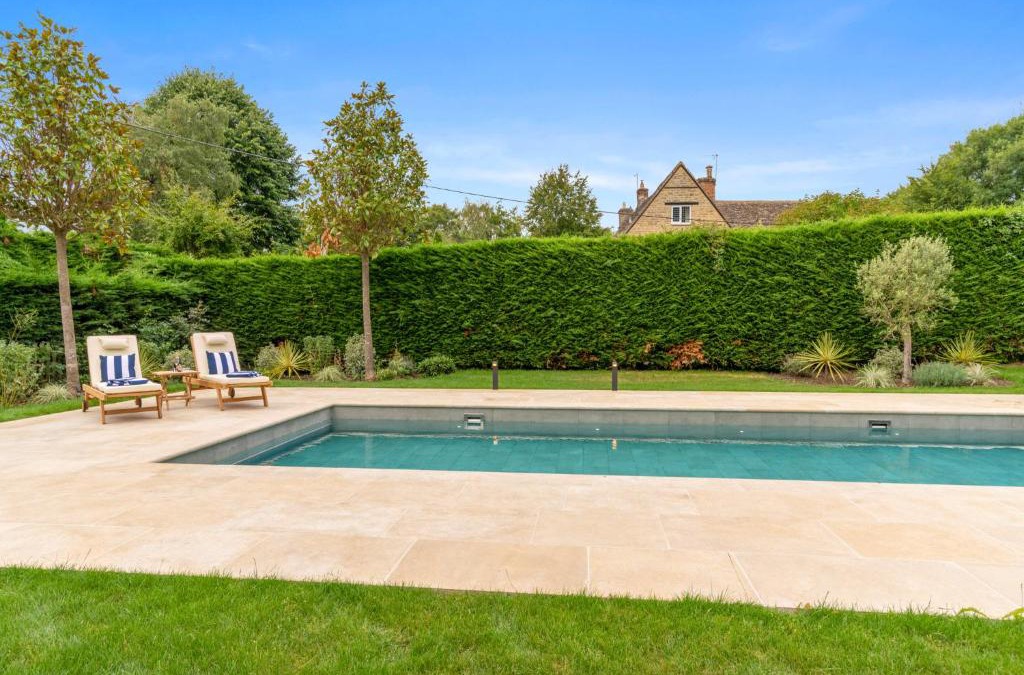 Malmesbury House | Barns Lee