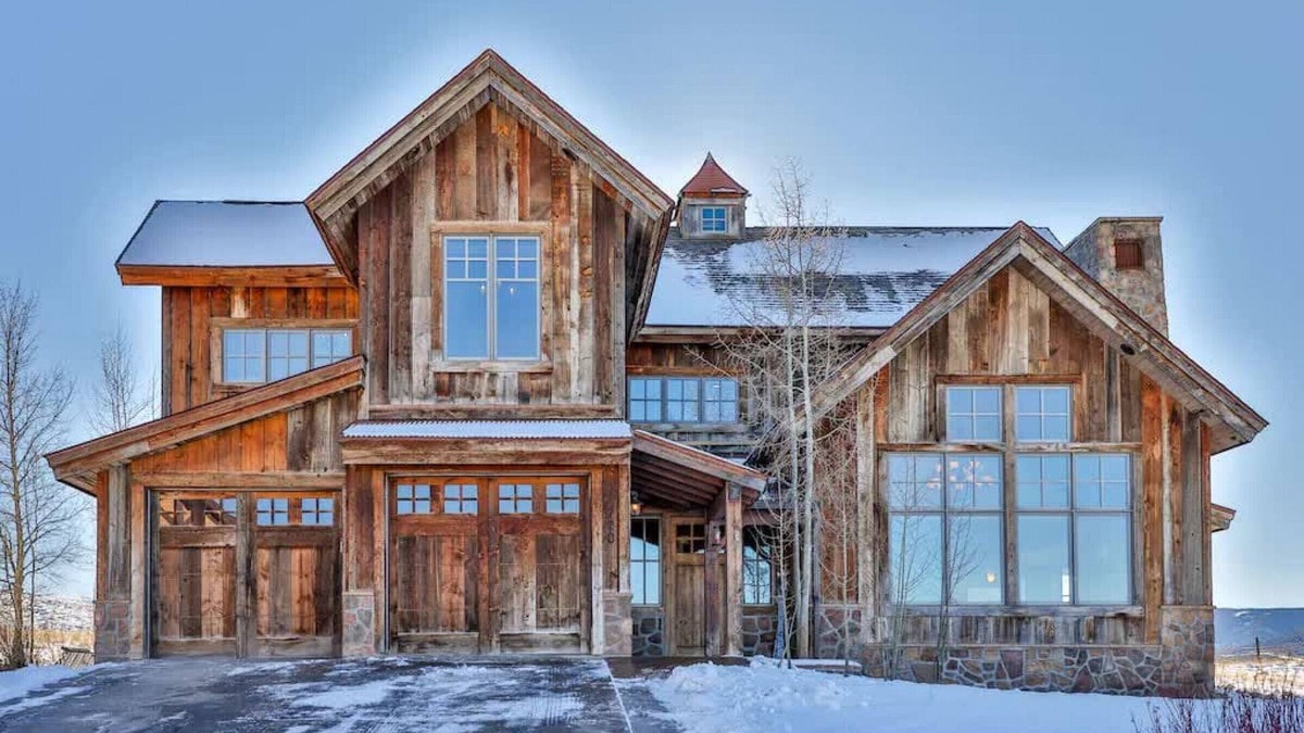 Grand Elk Ranch House | Barnwood Beauty- Luxury Familiy & Pet Friendly Granby Mountain Retreat