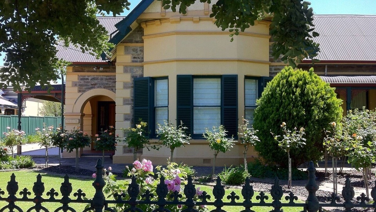 Tanunda Apartment | Barossa Dreams - Ruby Dreams