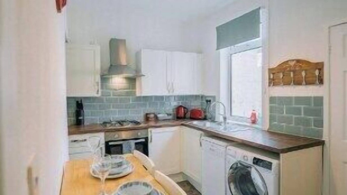 Darlington House | Barron House | Horizon Stays