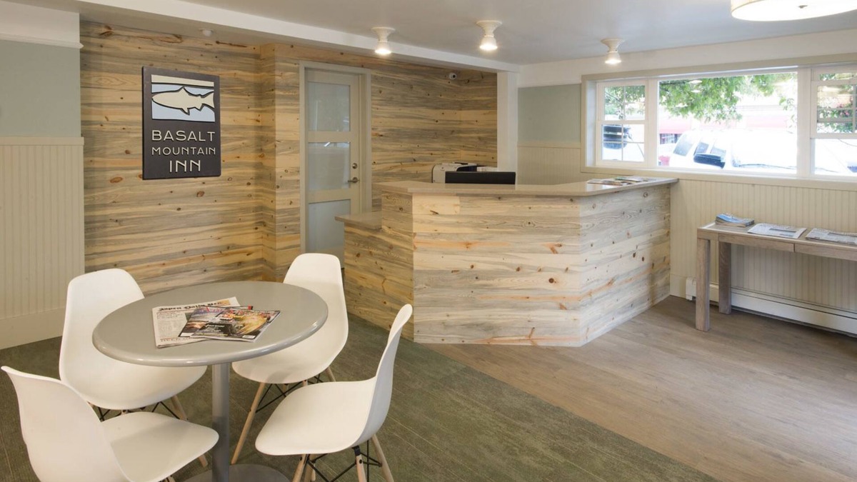 Basalt Hotel | Basalt Mountain Inn