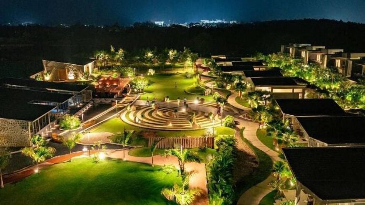 Halol Hotel | Basalt Paradise Resort And Spa