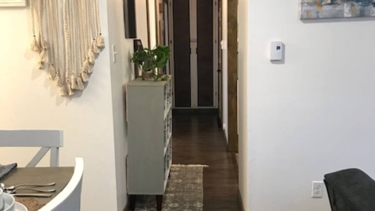 Dieppe Apartment | Basement Apt in the heart of Dieppe. Less than 5 minutes to the major amenities.