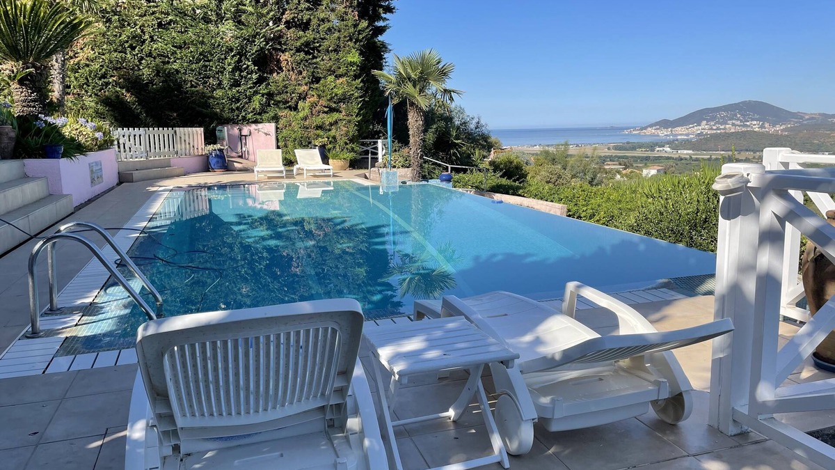 Bastelicaccia Apartment | BASTELICACCIA GARDEN APARTMENT PRIVATE POOL
