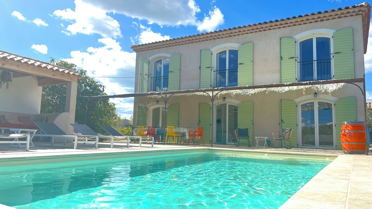 Cotignac Villa | Bastide sleeps 13 - Padel