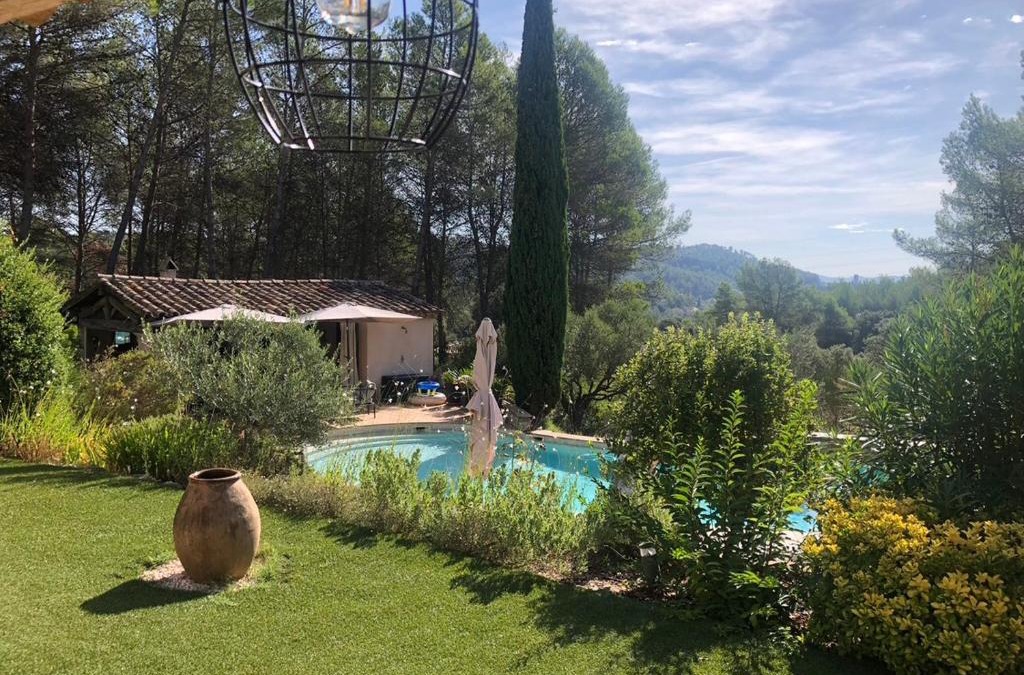 Taradeau Apartment | Bastidon de Moon