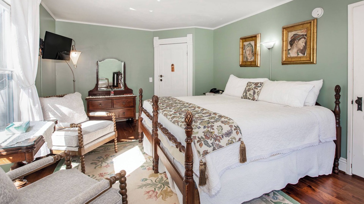 Oak Park Bed & Breakfast | Bath Street Inn B & B, Santa Barbara