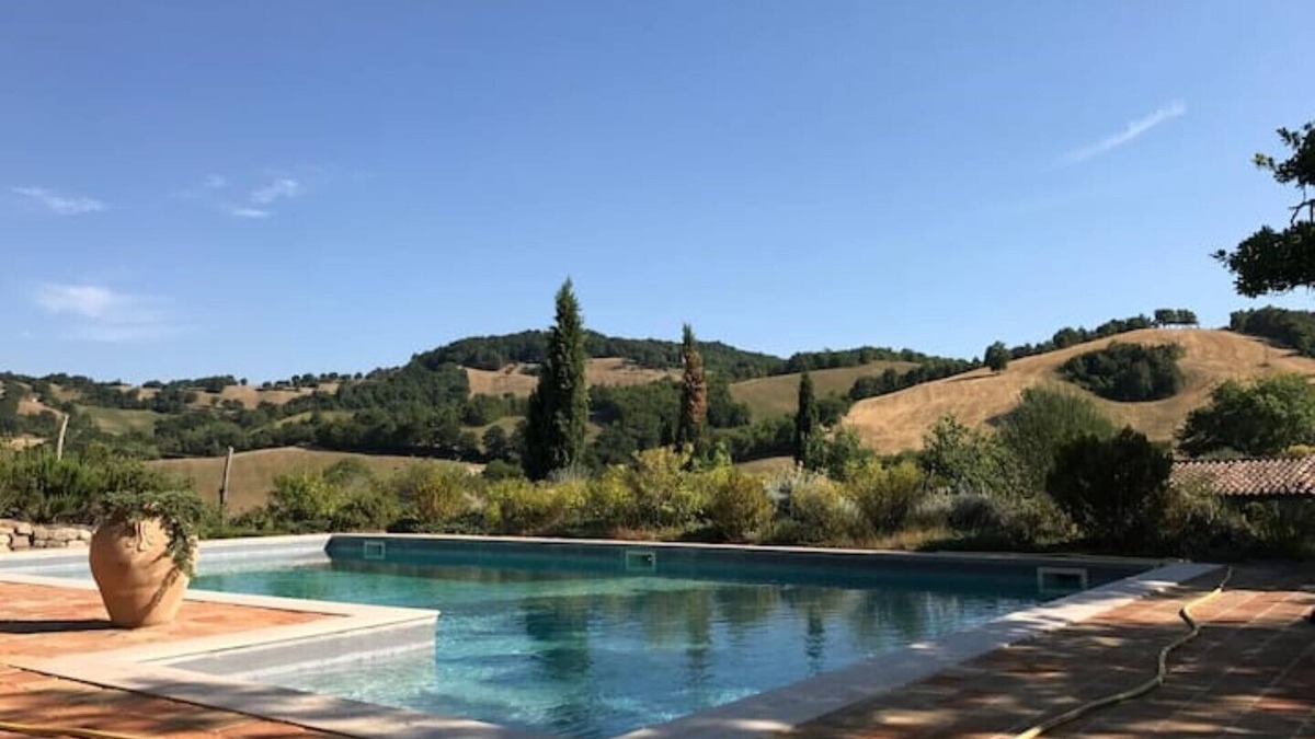 Montone Villa | Bauernhaus mit Herrlichem Blick + Großer Privater Pool