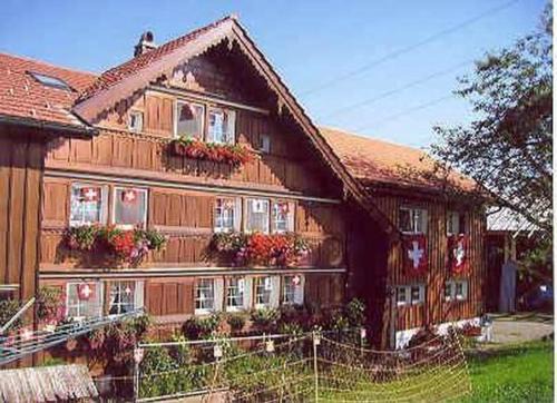 Herisau Apartment | Bauernhof Ufem Berg