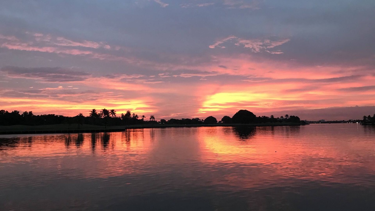 Bay Harbor Islands Villa | Bay Front - 'Villa La - Vue', Incredible Bay & Golf Course Views! Sleeps 15.