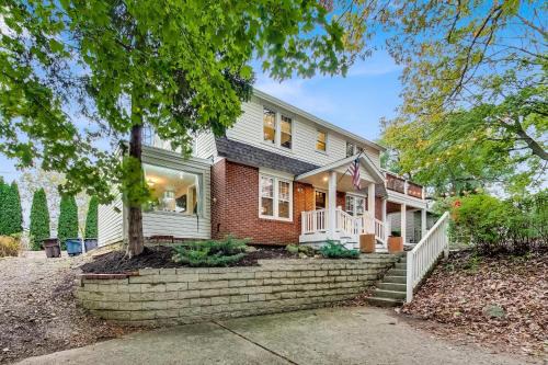 Lake Geneva House | Bay's Place Vacation Rental