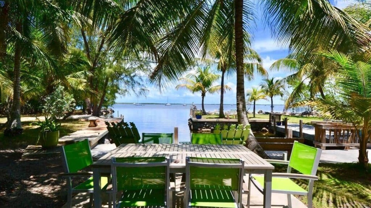 Key Largo House | Bay Sunsets Free Kayaks/Paddleboard Jacuzzi