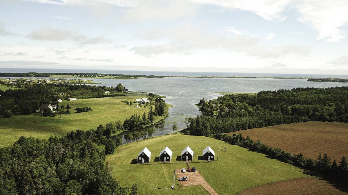 Brackley Beach Ski Chalet | Bay View Country Cottage #2