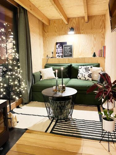 Louveigne Ski Chalet | Bayda's Tiny House